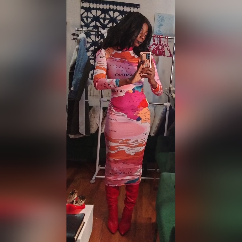 NWOT Cute Medium Pink Dress